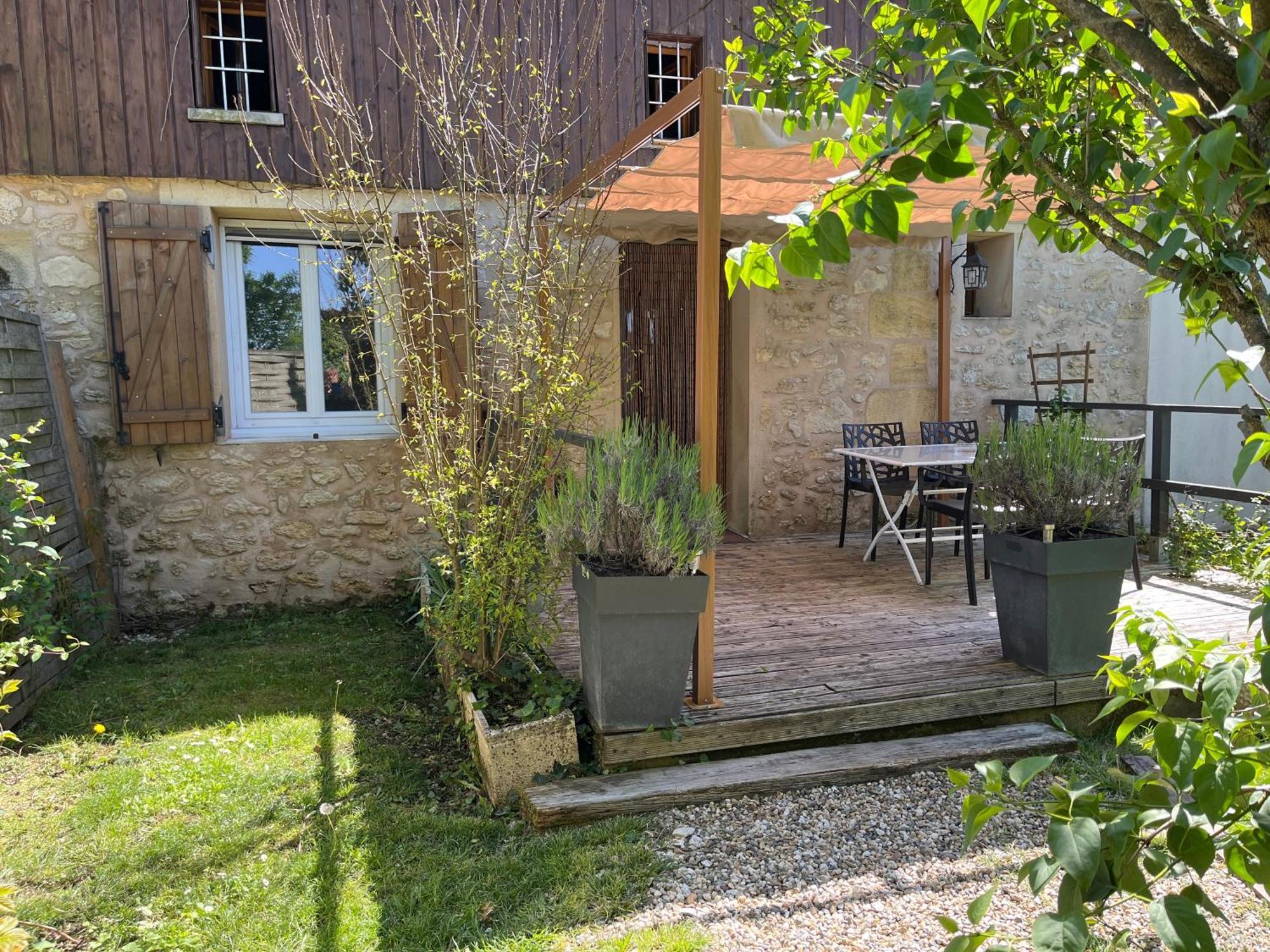 Gîte PEYROUTAS Vignonet Saint Emilion Extérieur photo